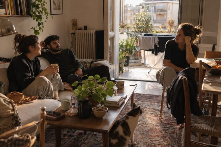 Δεν μπορώ να δω την εικόνα. Παρακαλώ ανεβάστε την εικόνα ή περιγράψτε τι φαίνεται, ώστε να φτιάξω alt κείμενο ~100 χαρακτήρων στα Ελληνικά συνδεδεμένο με το άρθρο.
